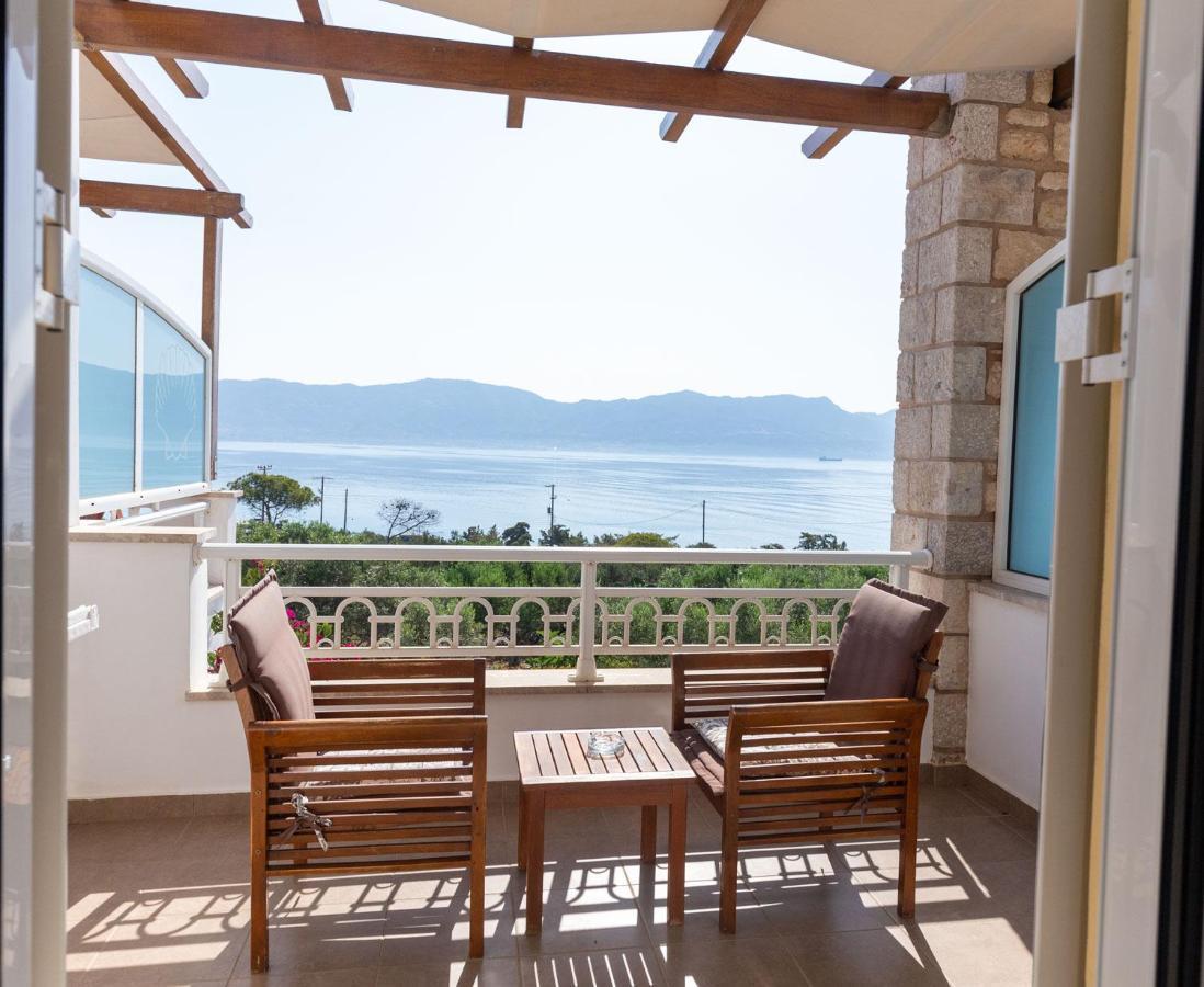 Voula Resort Elafonissos Exteriör bild