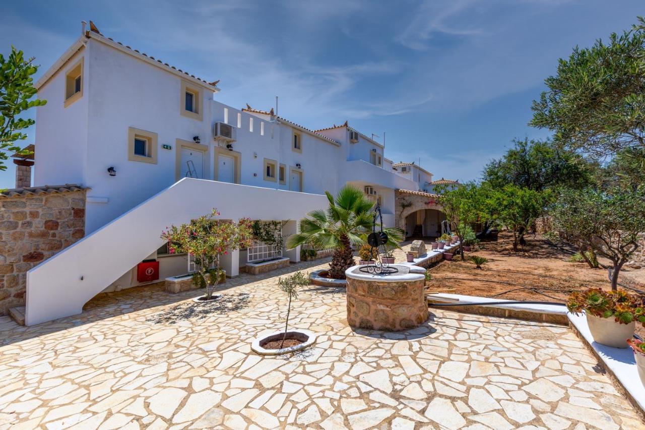 Voula Resort Elafonissos Exteriör bild