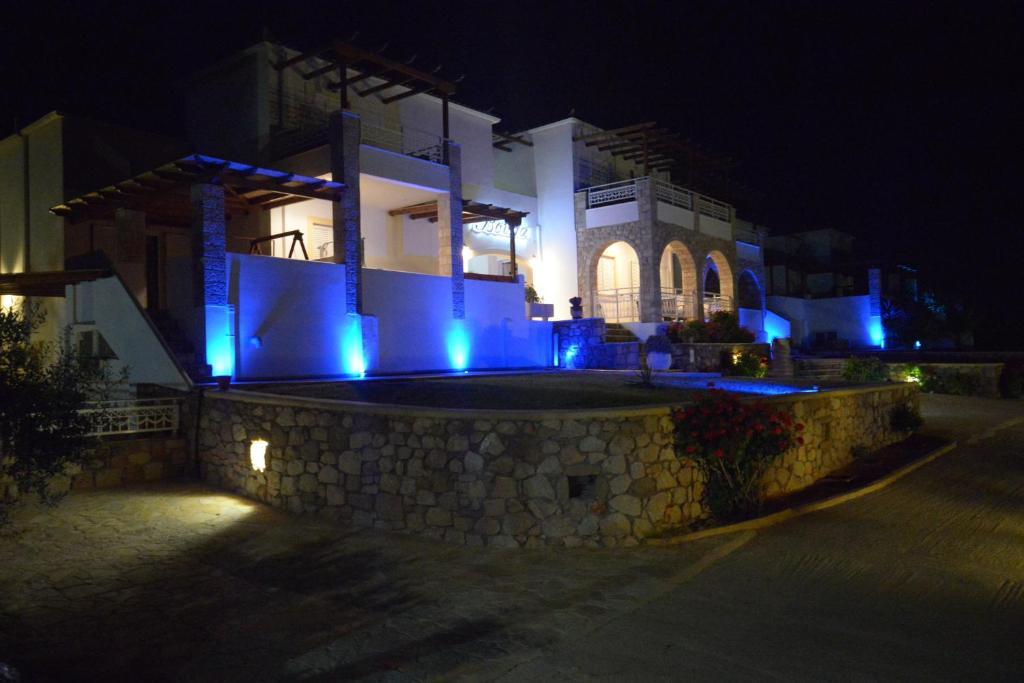 Voula Resort Elafonissos Exteriör bild