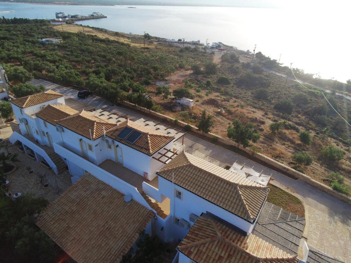 Voula Resort Elafonissos Exteriör bild